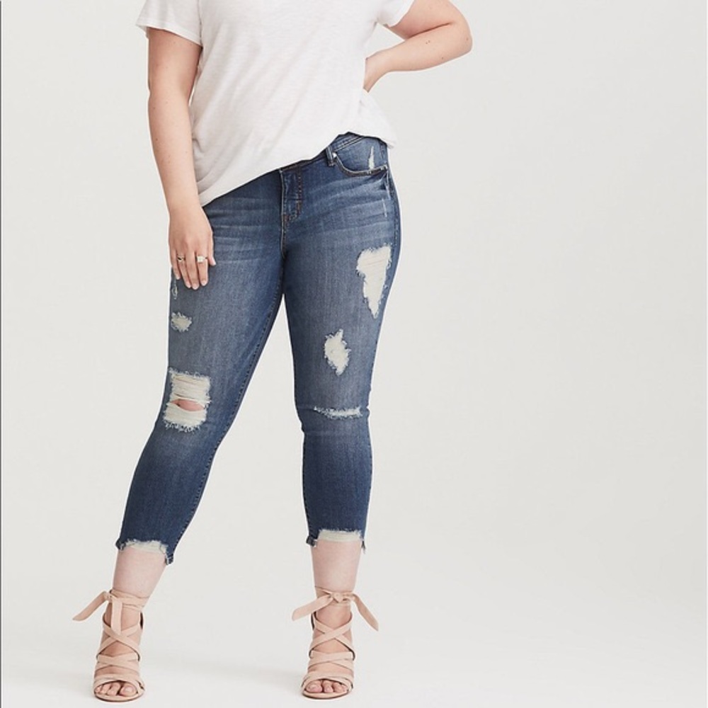 Torrid Heavy Distressed Ankle Skinny Jeans Size 24